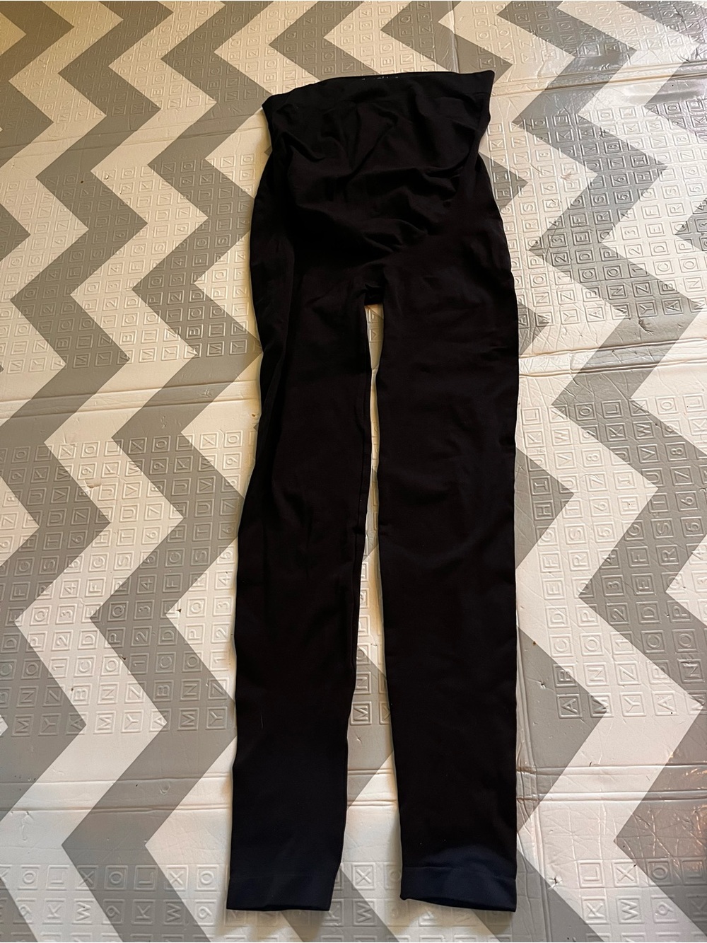 Seraphine Black High-Waist Maternity Leggings